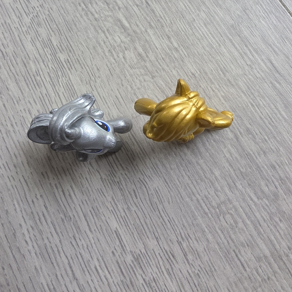 Metallic Rarity And Applejack - Picture 5 of 6